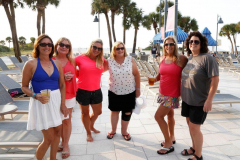 BMK - Ladies poolside